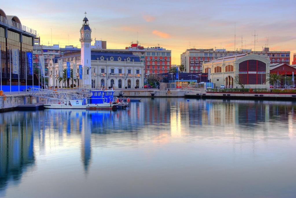 Apartamento Para 4 Personas En El Centro De Valencia, Plaza El Pilar Екстериор снимка